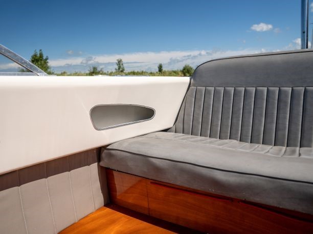 foto: 4 Guggisberg Motorboten Impala Runabout 595