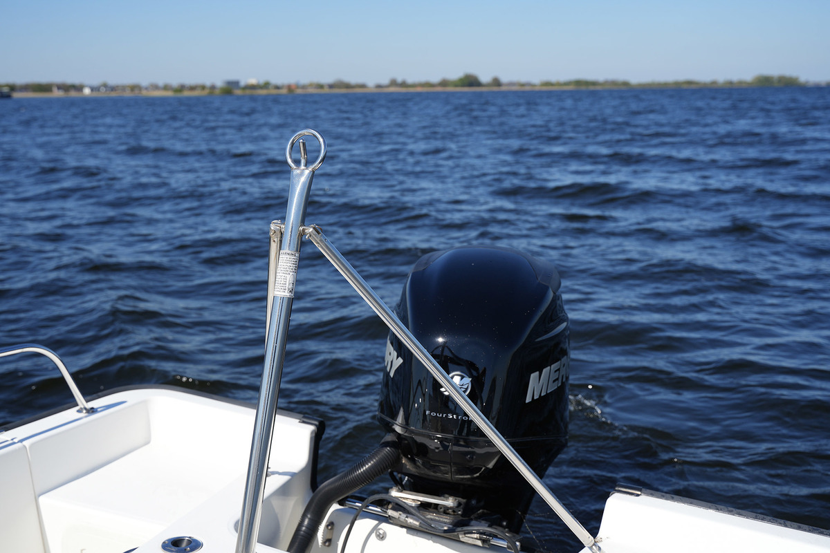 foto: 37 Boston Whaler 190 Montauk