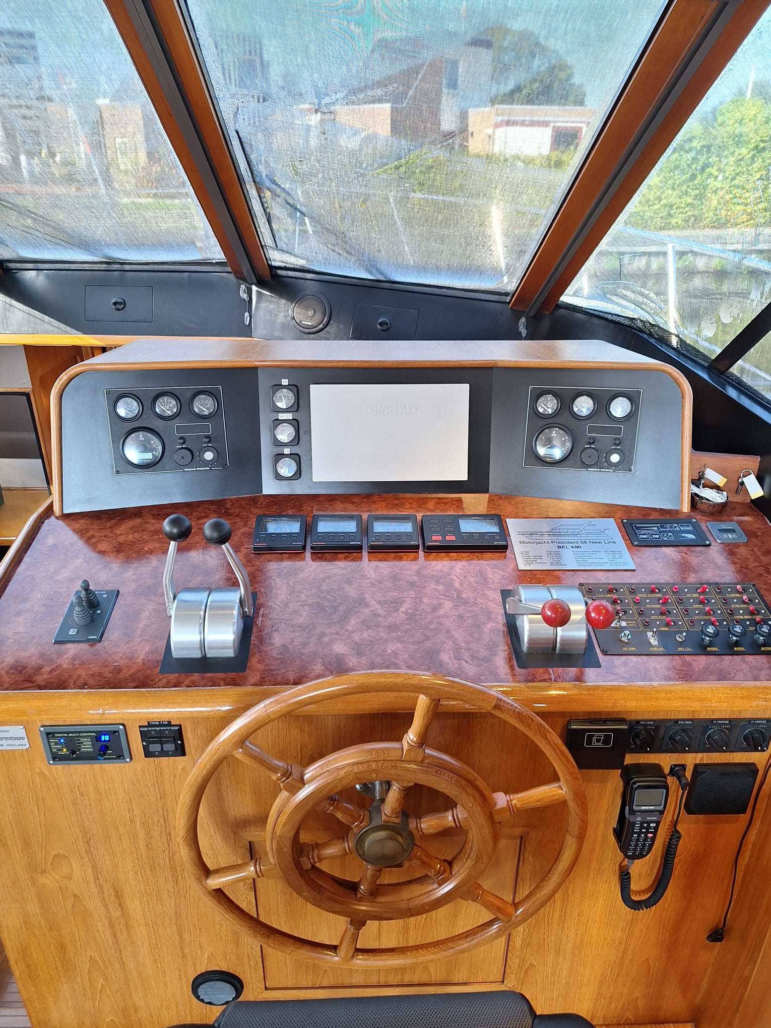 foto: 4 President 56 New Line