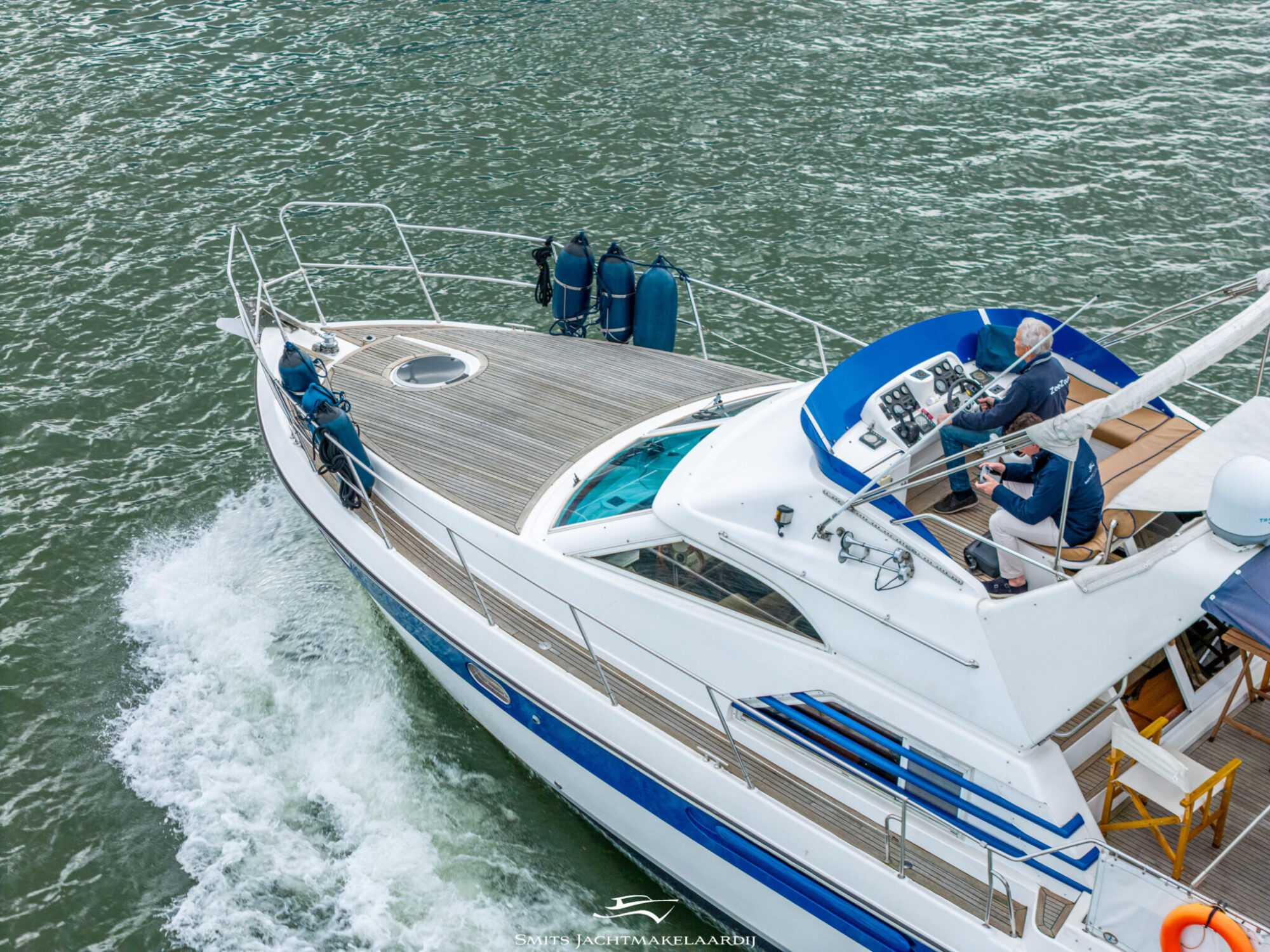 foto: 4 Astor Astor 37 Flybridge