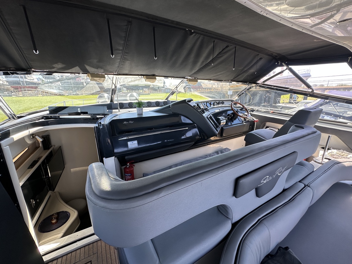 foto: 5 Sea Ray  500