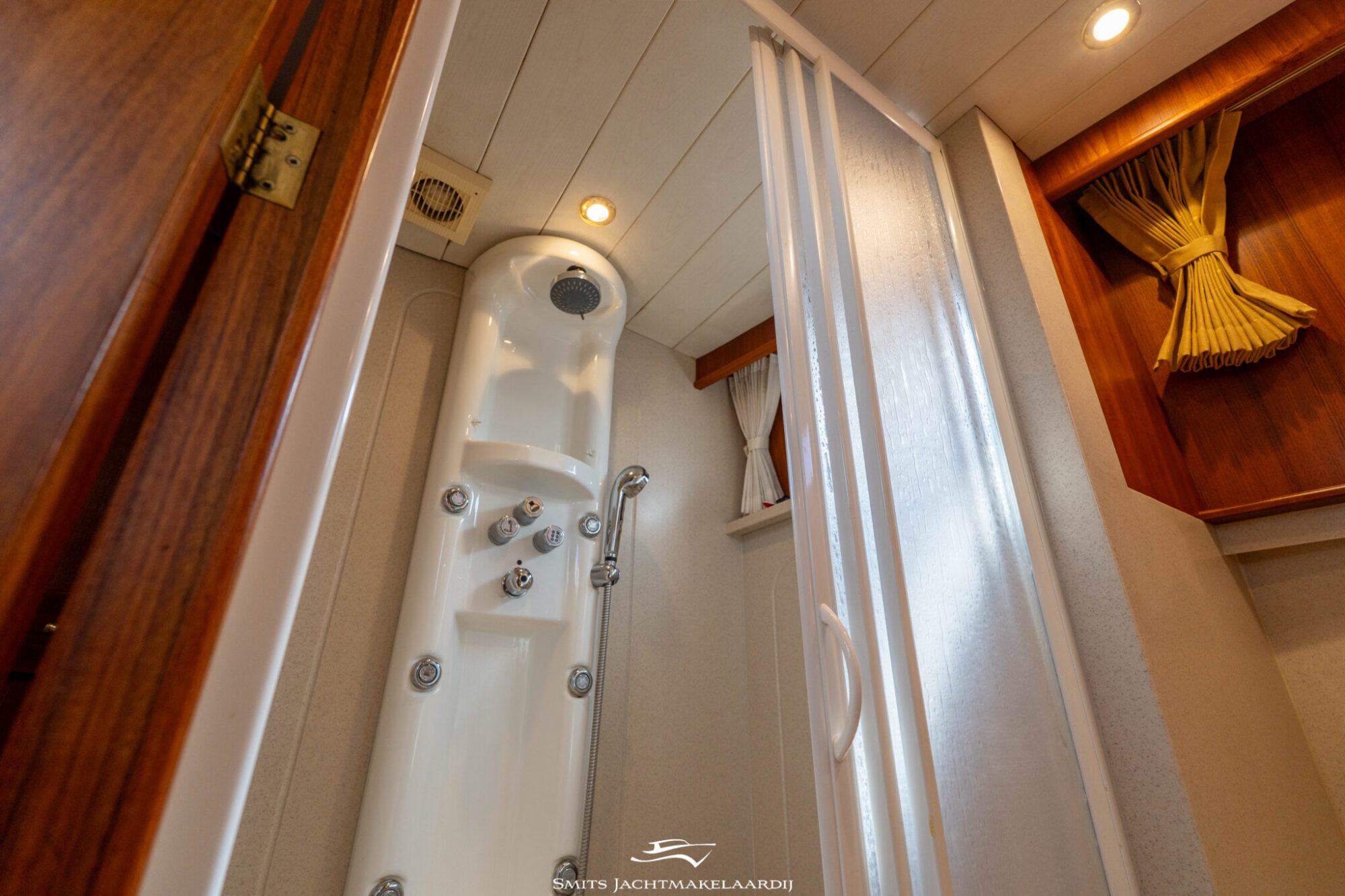 foto: 4 Holterman Holterman Trawler 13.50 Royal Class Cabrio
