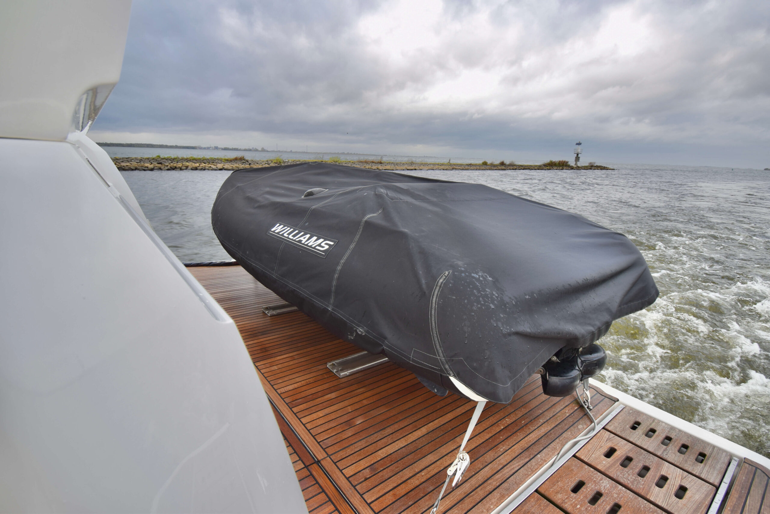 foto: 4 Prestige 590 Flybridge #49