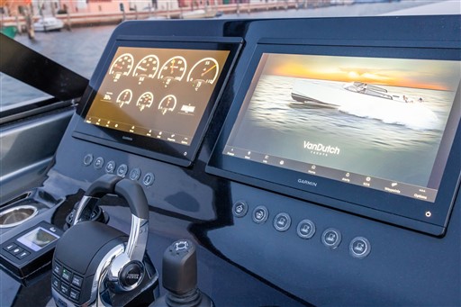 foto: 4 Vandutch 56 - New