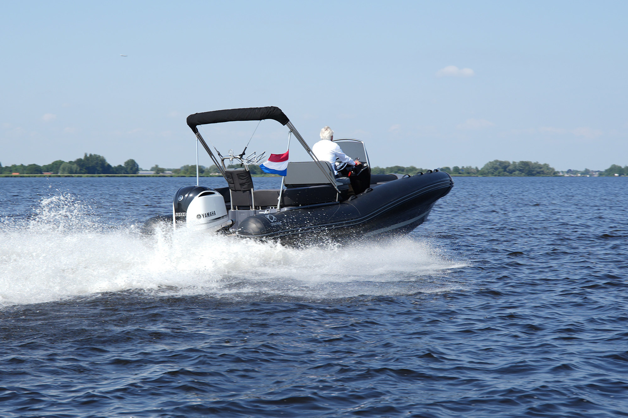 foto: 4 Zodiac N-ZO 680 