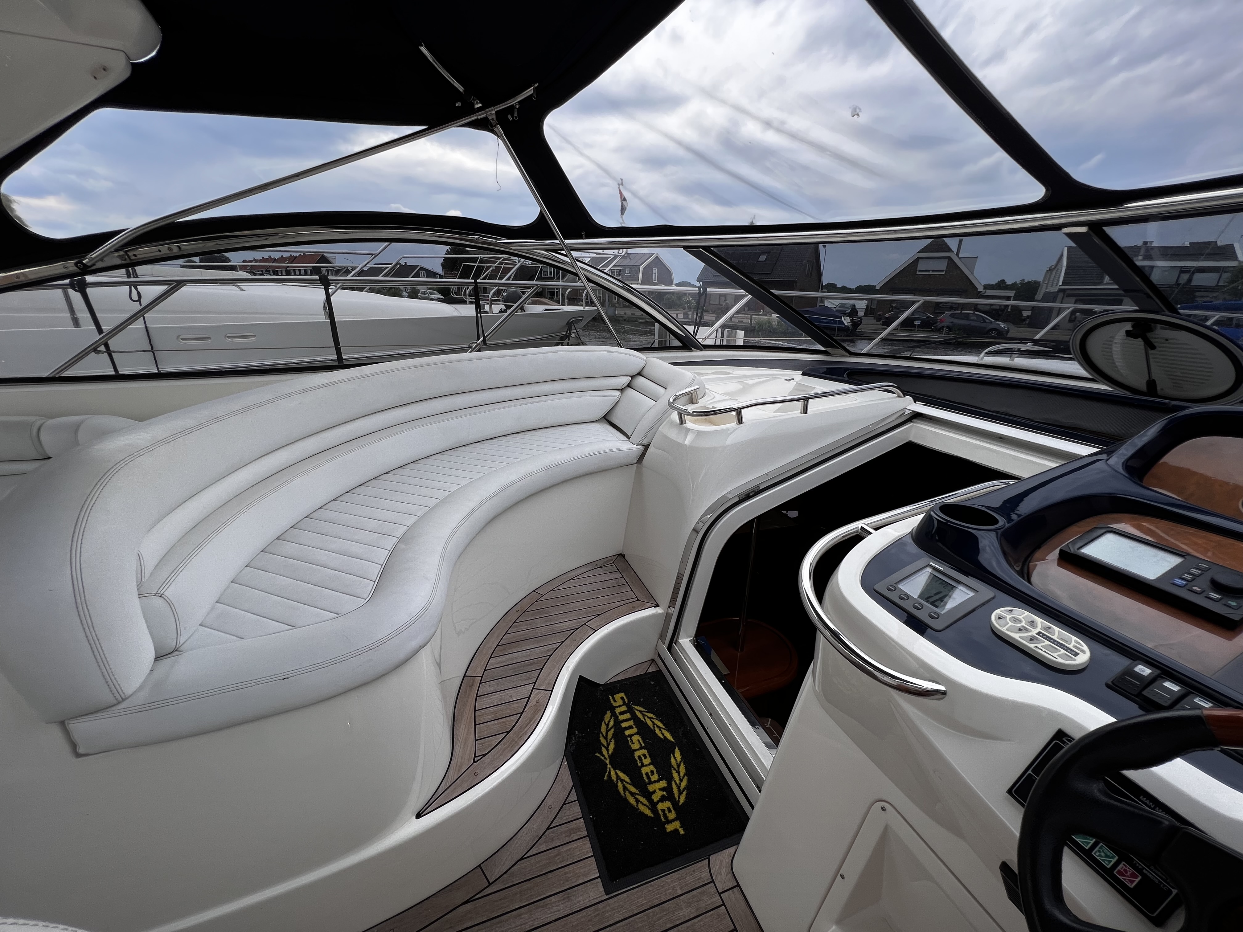 foto: 5 Sunseeker Camarque 50