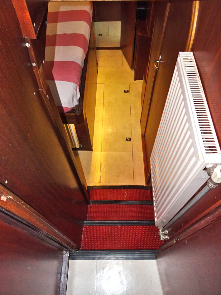 foto: 6 Trawlerjacht 48, zeegaand