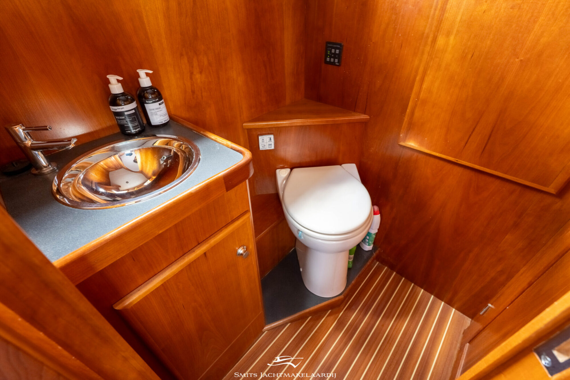 foto: 39 Amirante Amirante Kruiser 12.50 AK Cabrio