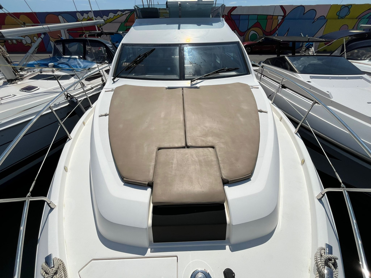 foto: 4 Fairline Squadron 42