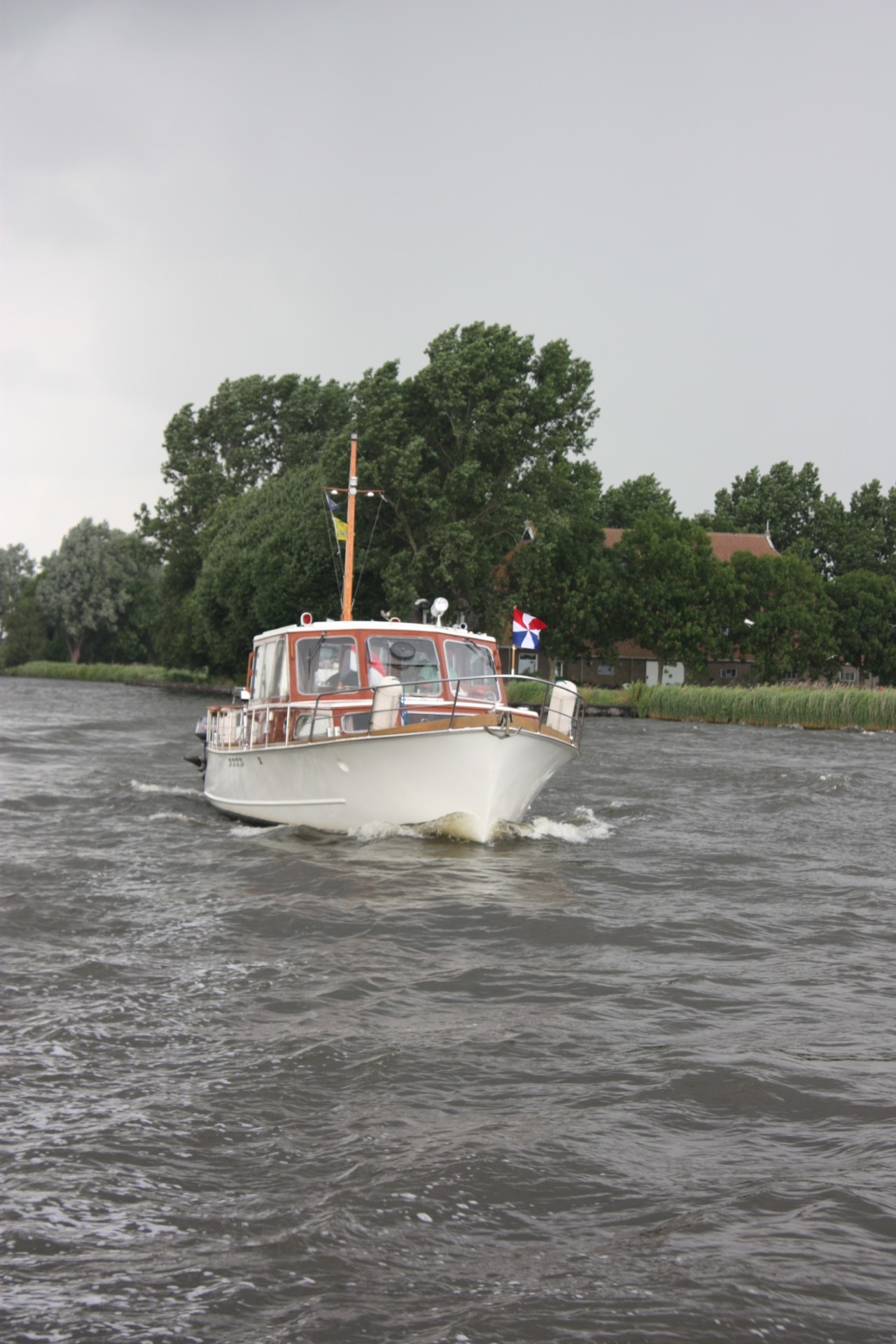 foto: 25 De Vries Lentsch 12.50 Kofferdek Kruiser