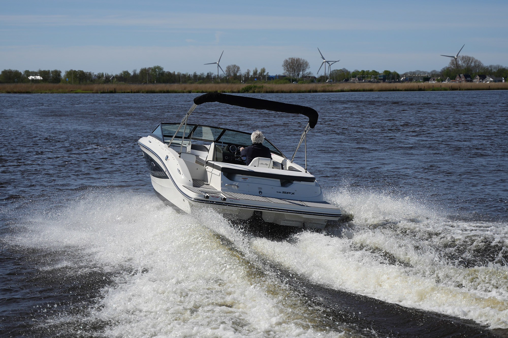 foto: 4 Sea Ray 19 SPX