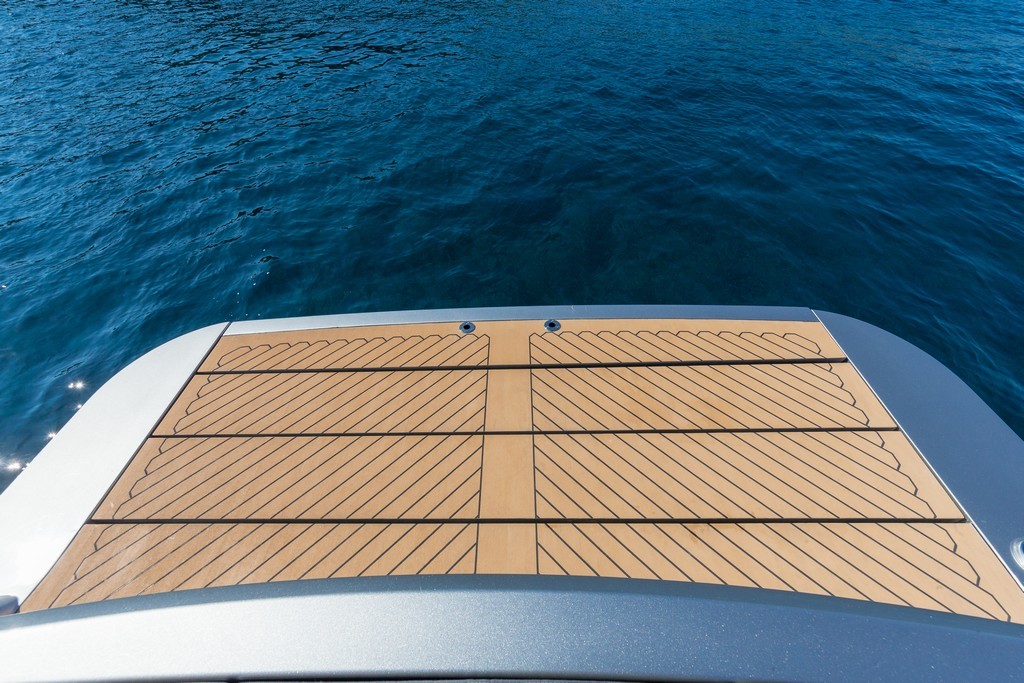 foto: 7 Canados 493 GLADIATOR GRANDE