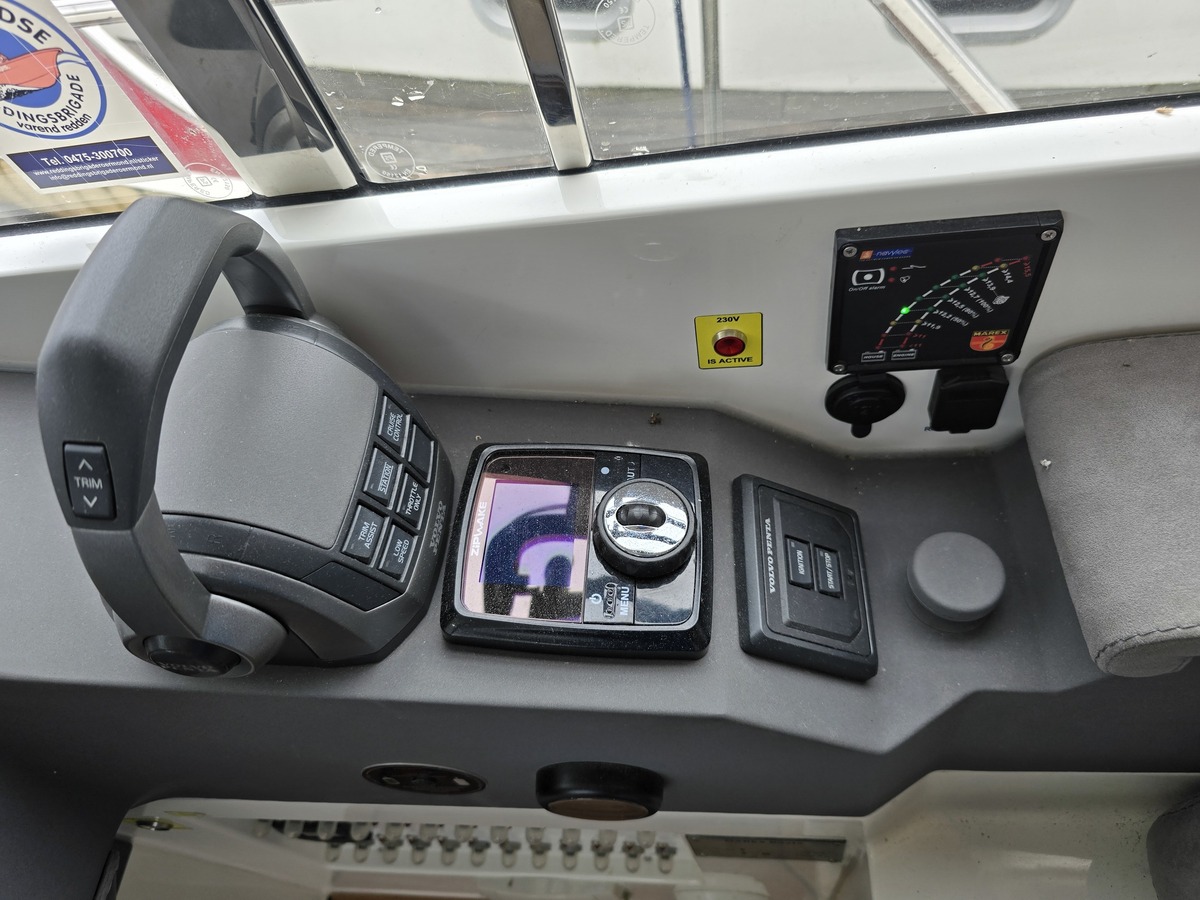 foto: 5 Marex 375