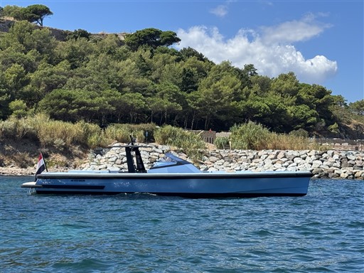 hoofdfoto: 1 Wally Tender 45