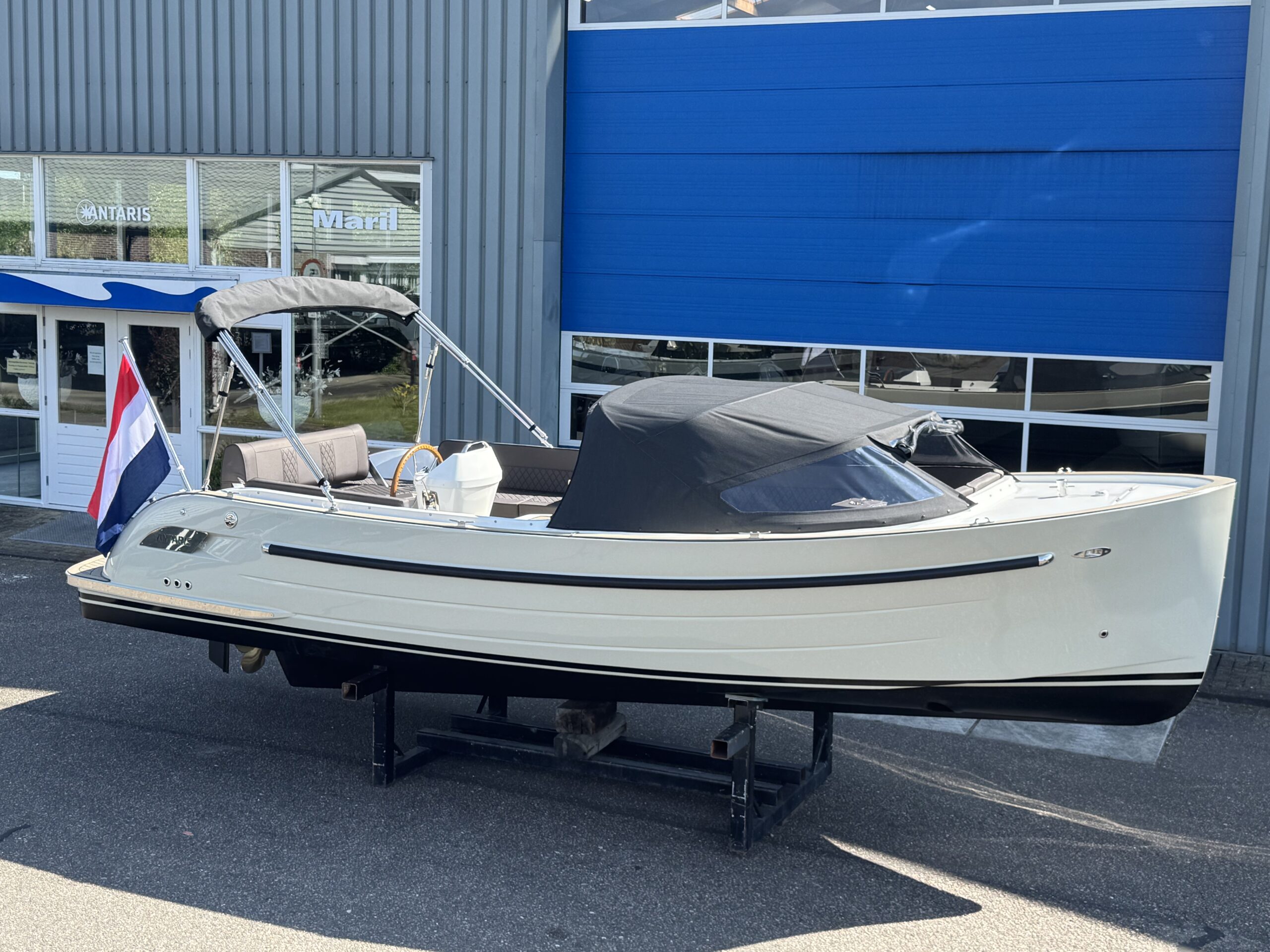 foto: 17 Antaris Sixty7 (op voorraad)