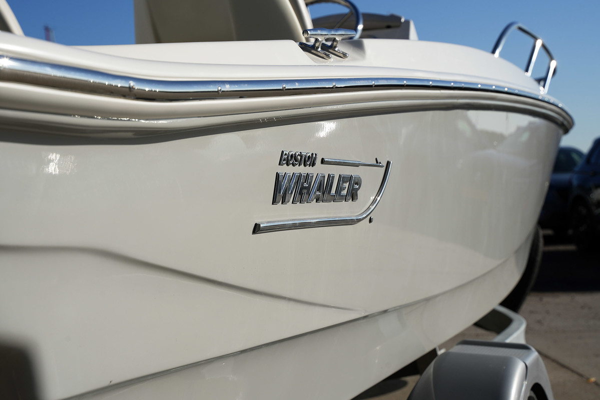 foto: 24 Boston Whaler 160 Super Sport