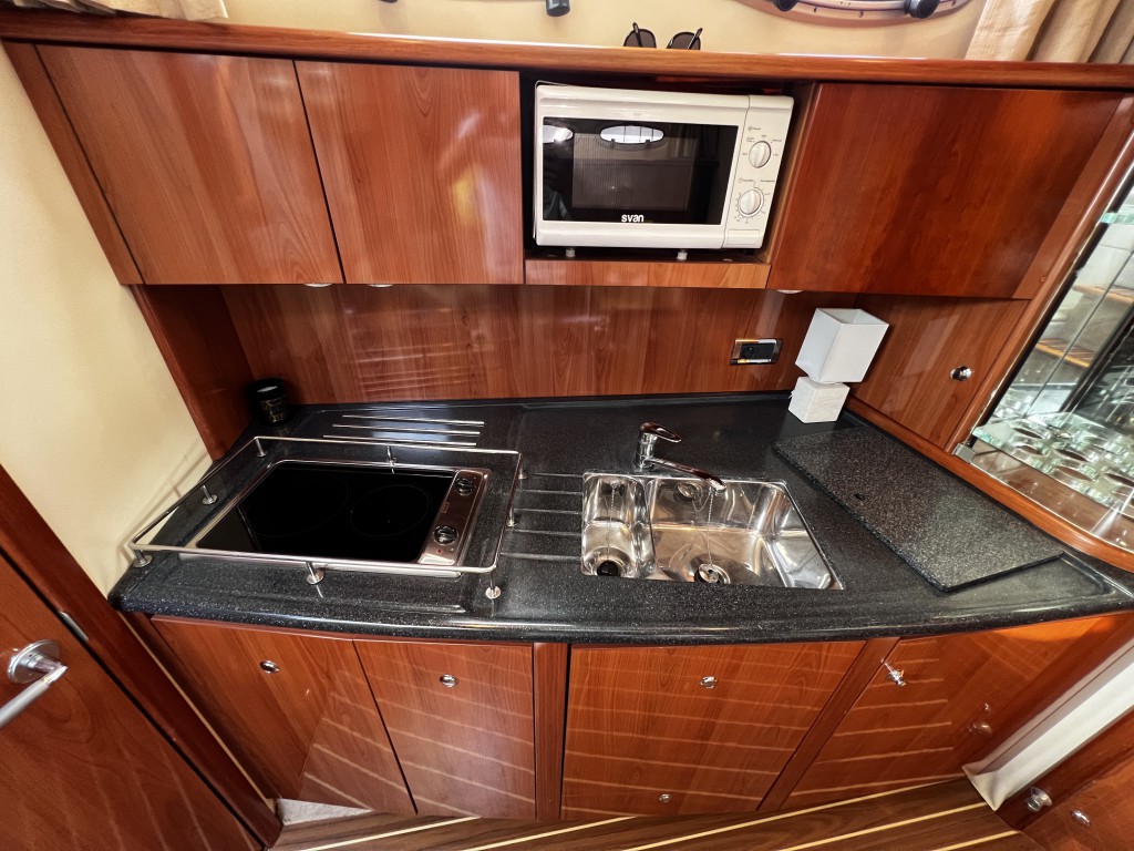 foto: 5 Sealine  S38