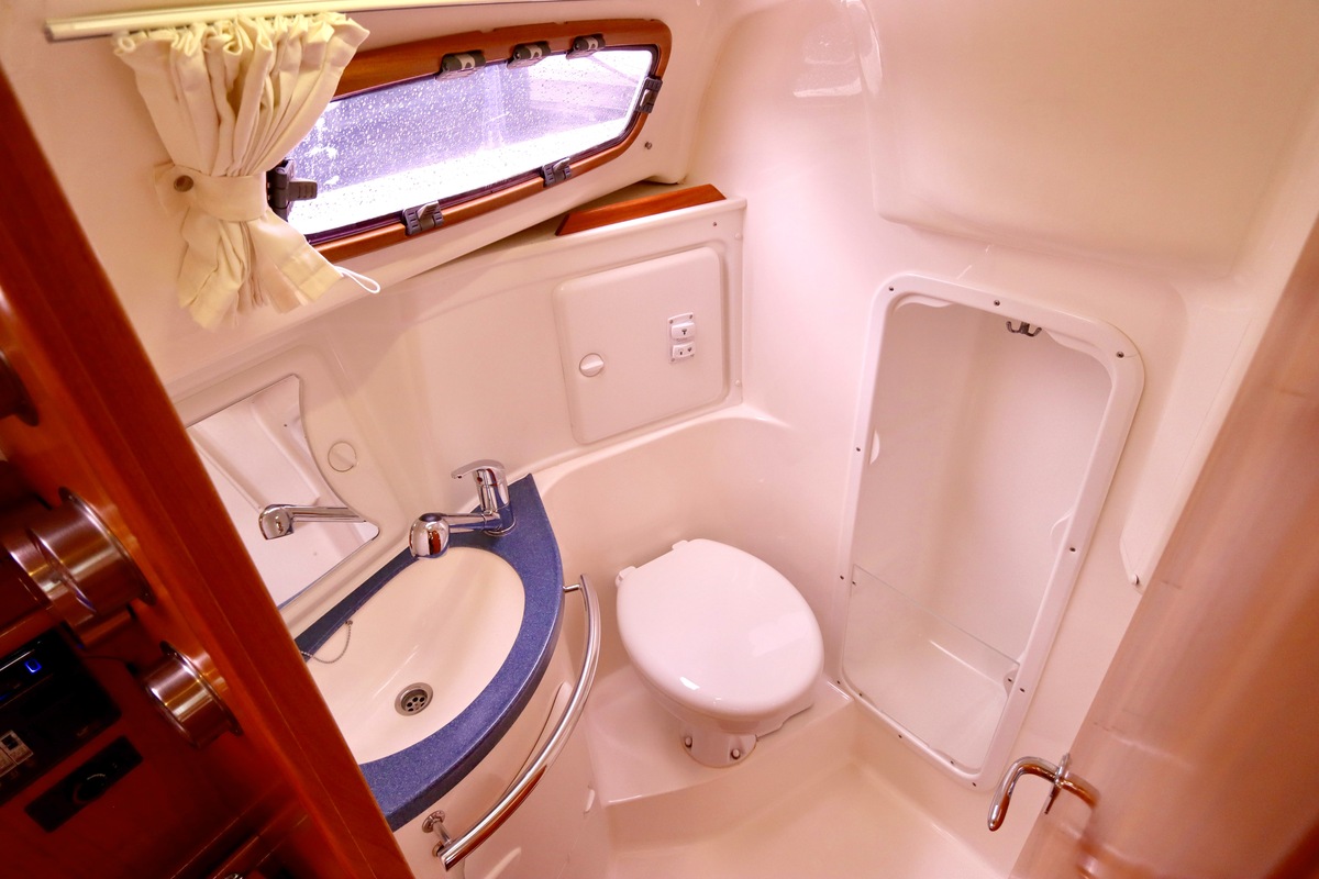 foto: 39 Bavaria  33 Cruiser