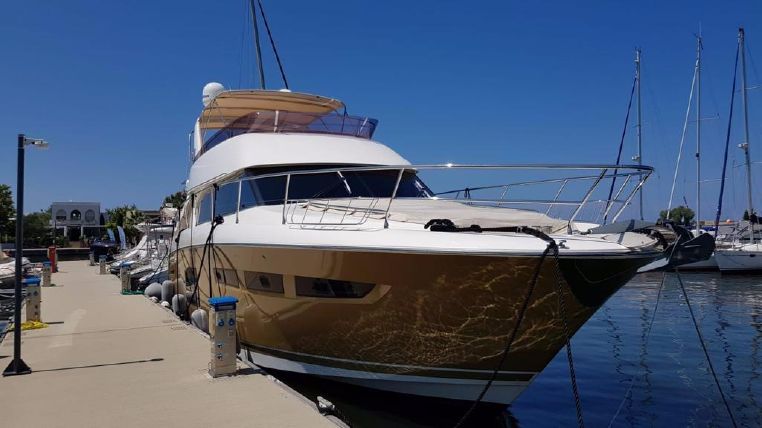 foto: 23 Prestige 60 Fly