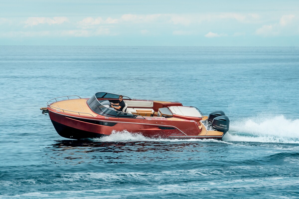 foto: 5 Alfastreet Marine 32 Cabin Sport - Outboard Series