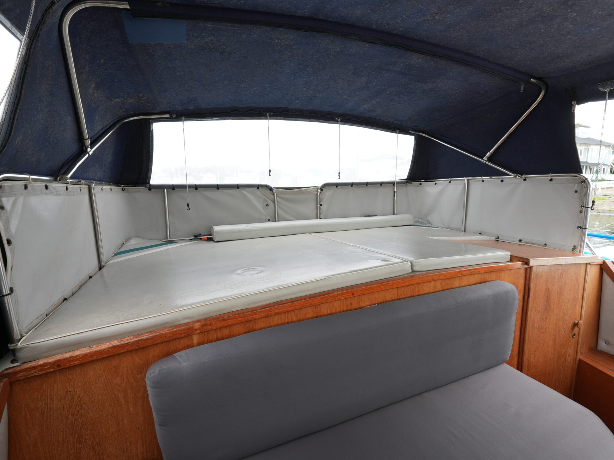 foto: 37 Crestar Crestar 1000 OK/AK