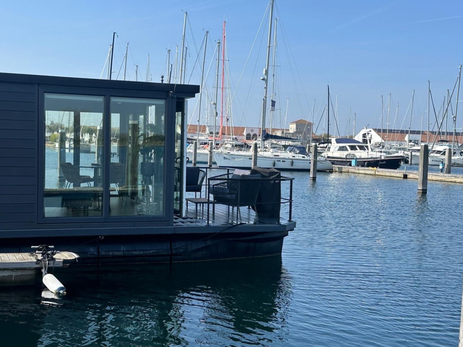 foto: 20 Havenlodge Castalia Houseboat Met Ligplaats