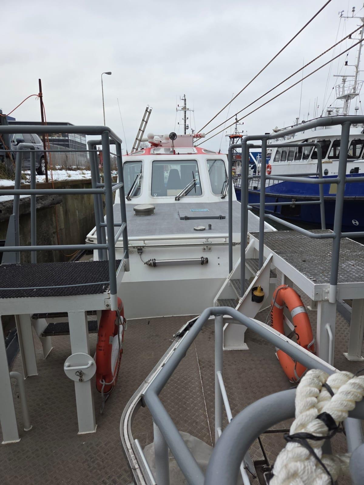 foto: 4 Ex Loodsboot 16.00