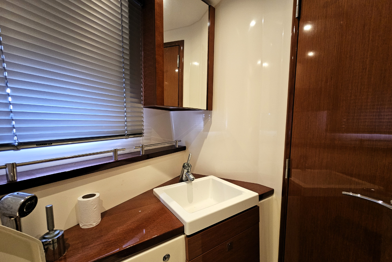 foto: 6 Jeanneau Prestige 42S