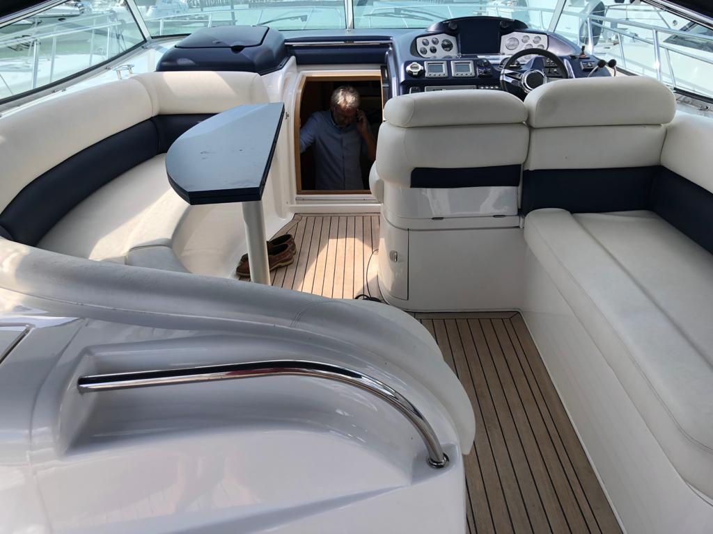 foto: 6 Sealine  S42