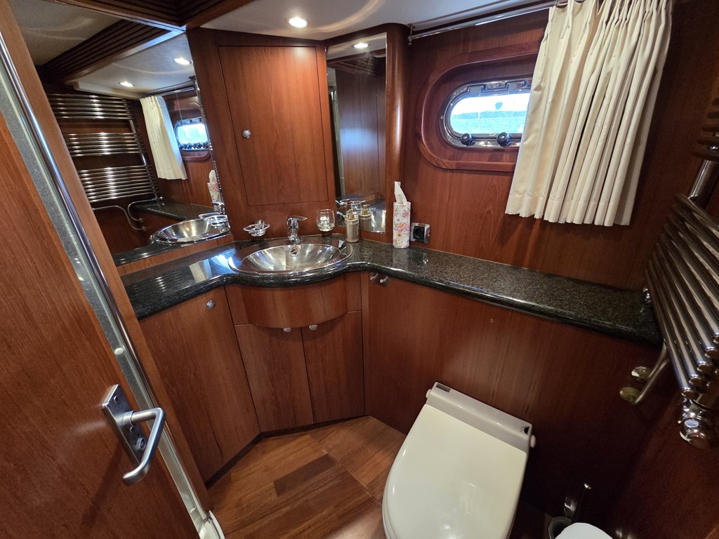 foto: 45 Valk Valk Continental 15.50 FR