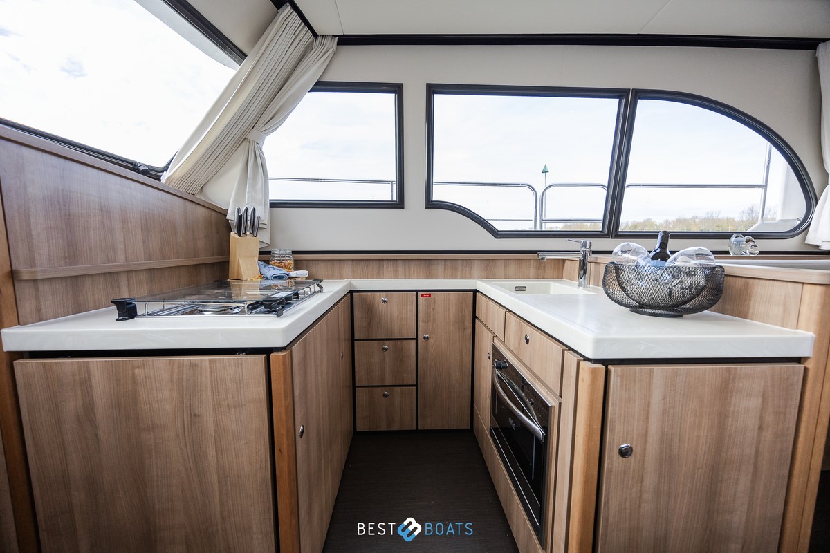 foto: 4 Linssen 40 SL AC