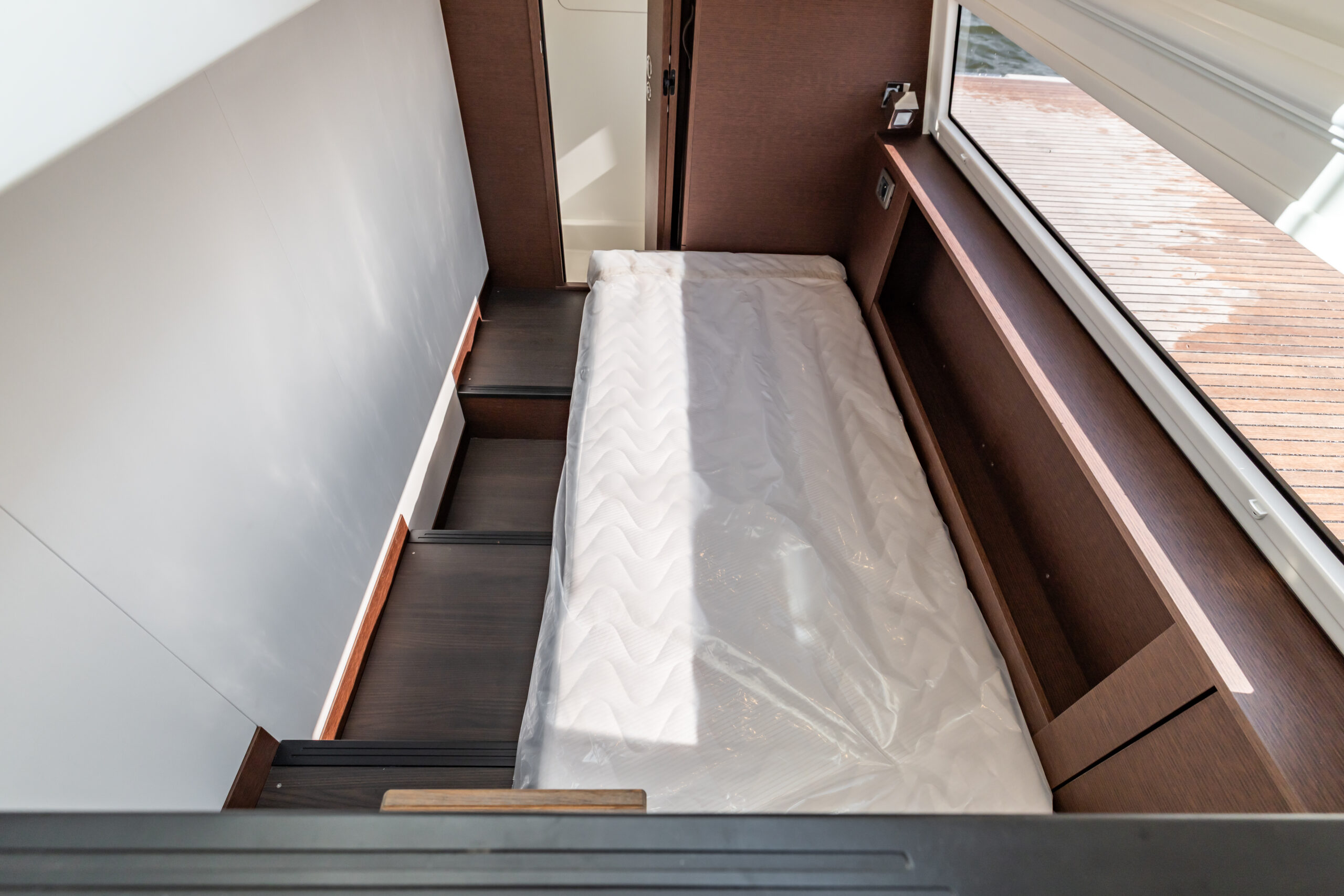 foto: 61 Prestige 590