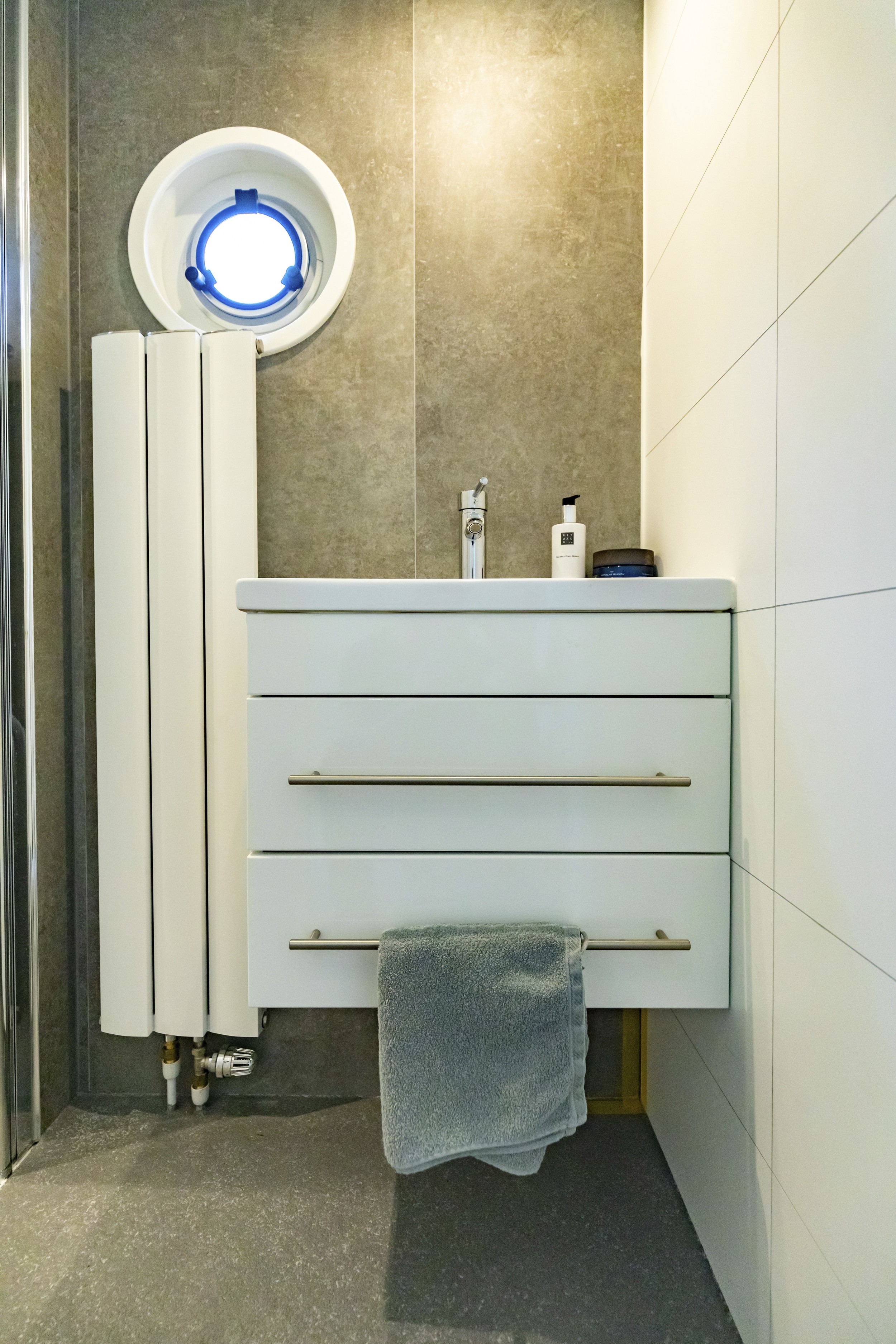 foto: 6 Houseboat Friesland 12.75 X 4.50 (inboard Engine)