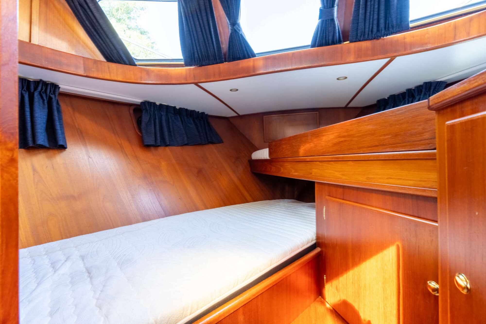 foto: 5 Explorer Explorer Classic 14.00 AK Cabrio