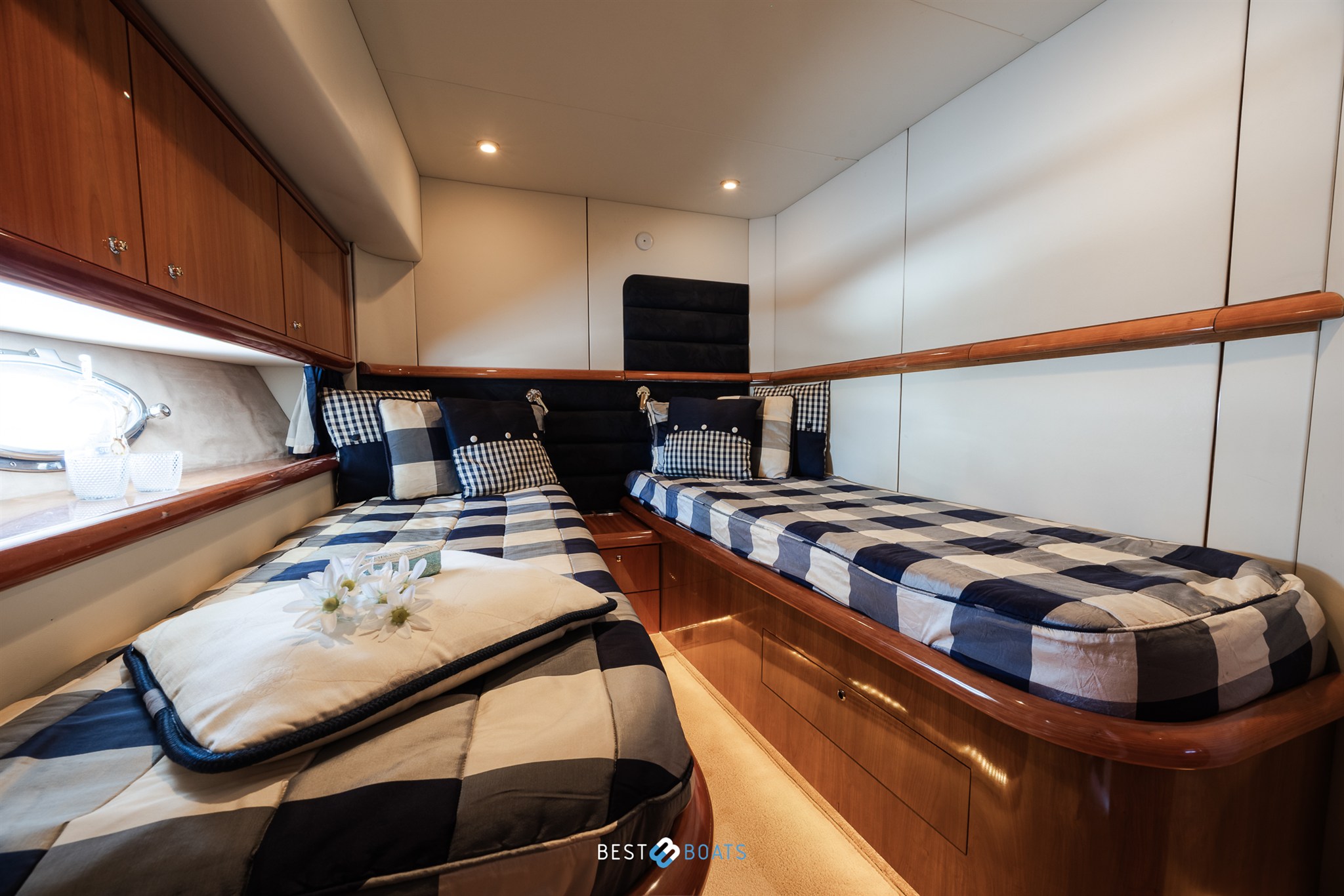 foto: 5 Sunseeker Manhattan 64