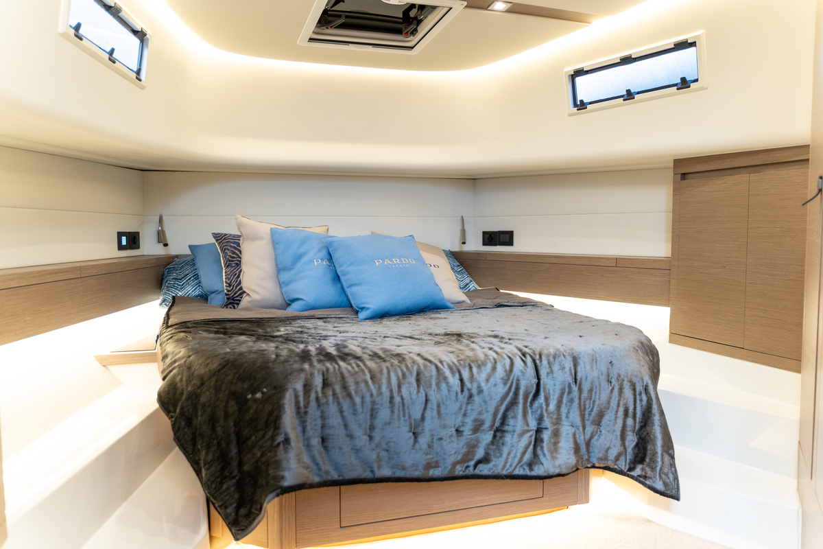 foto: 5 PARDO YACHTS 43  ON STOCK