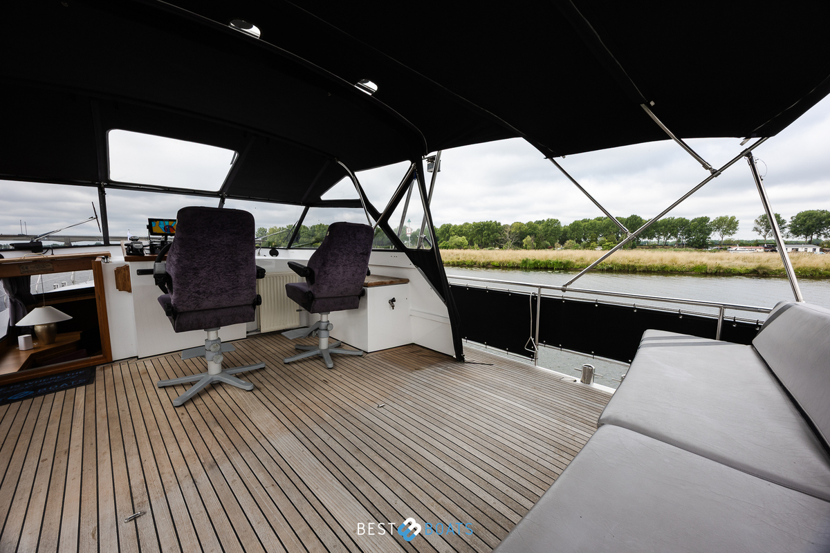 foto: 6 Valkkruiser Content 1300