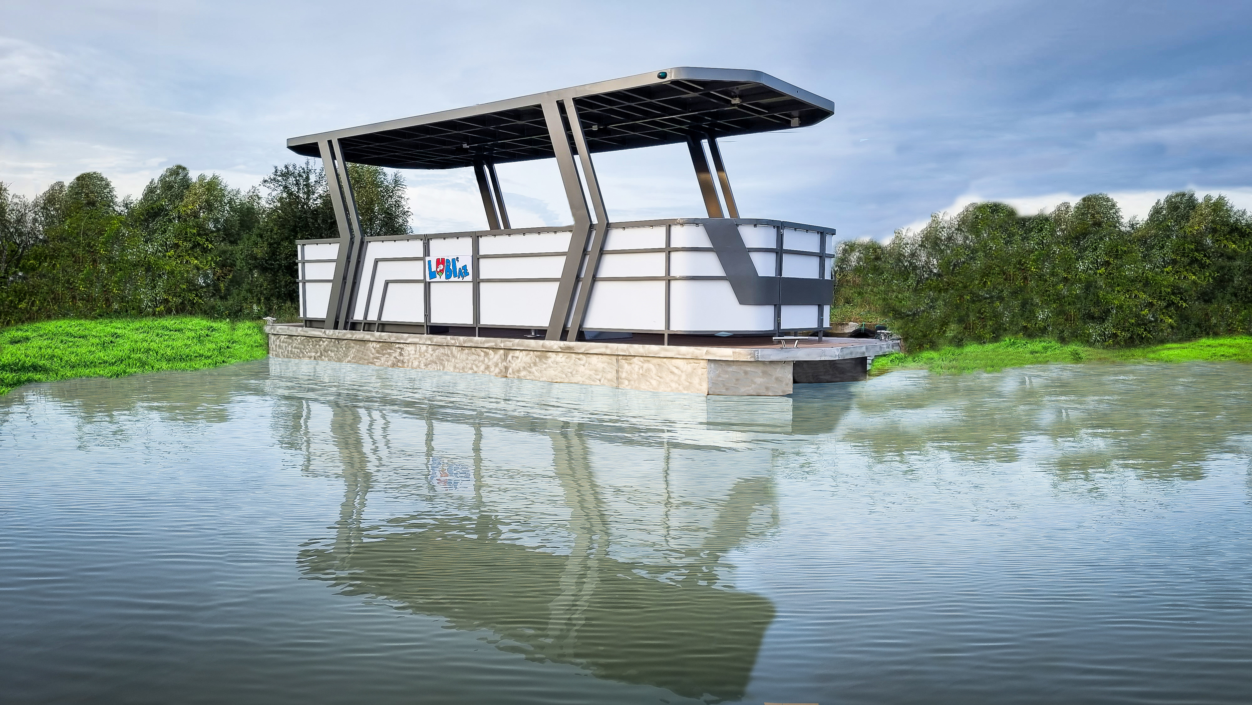 foto: 5 Perla Citizen Watertram