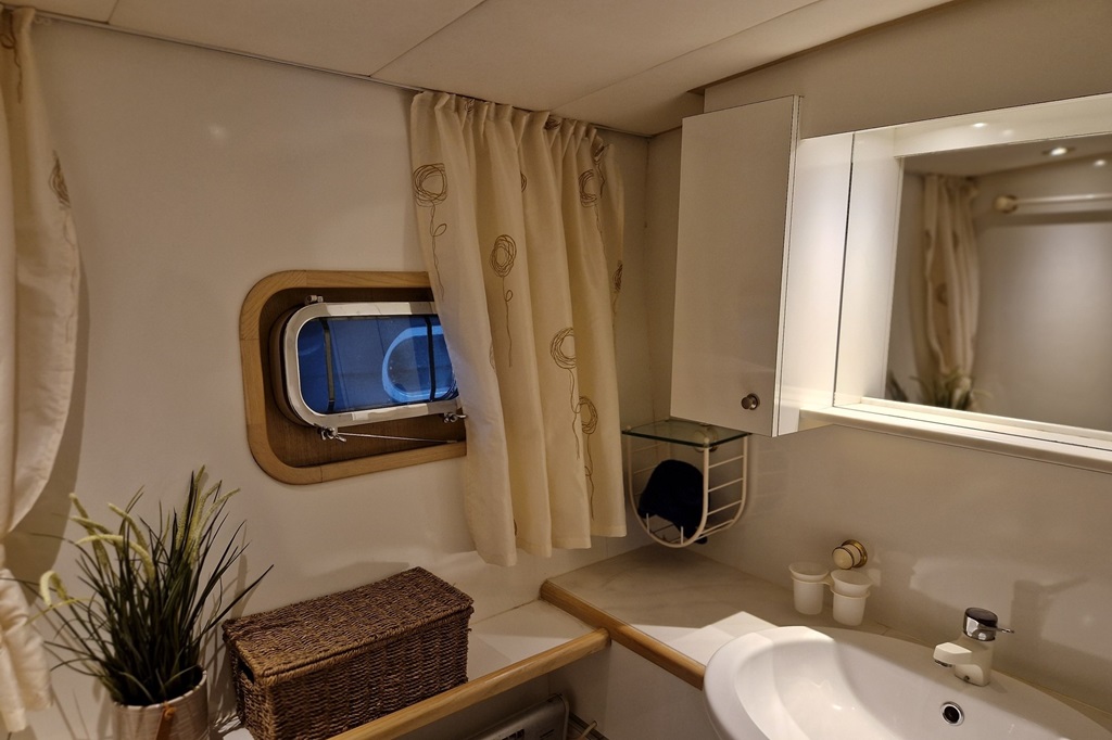 foto: 5 Valk Vitesse 48