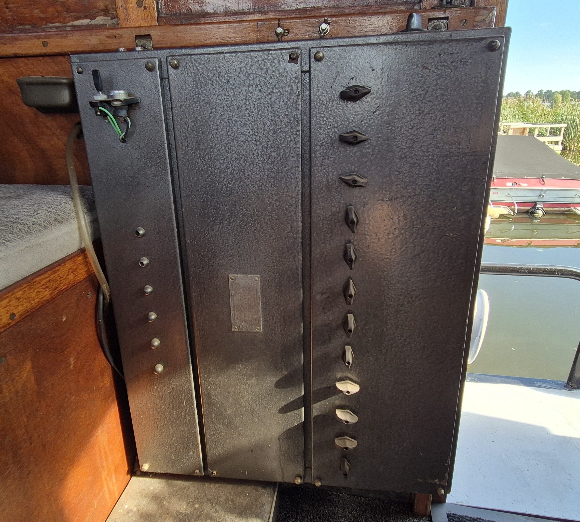 foto: 6 Motorbokschip 