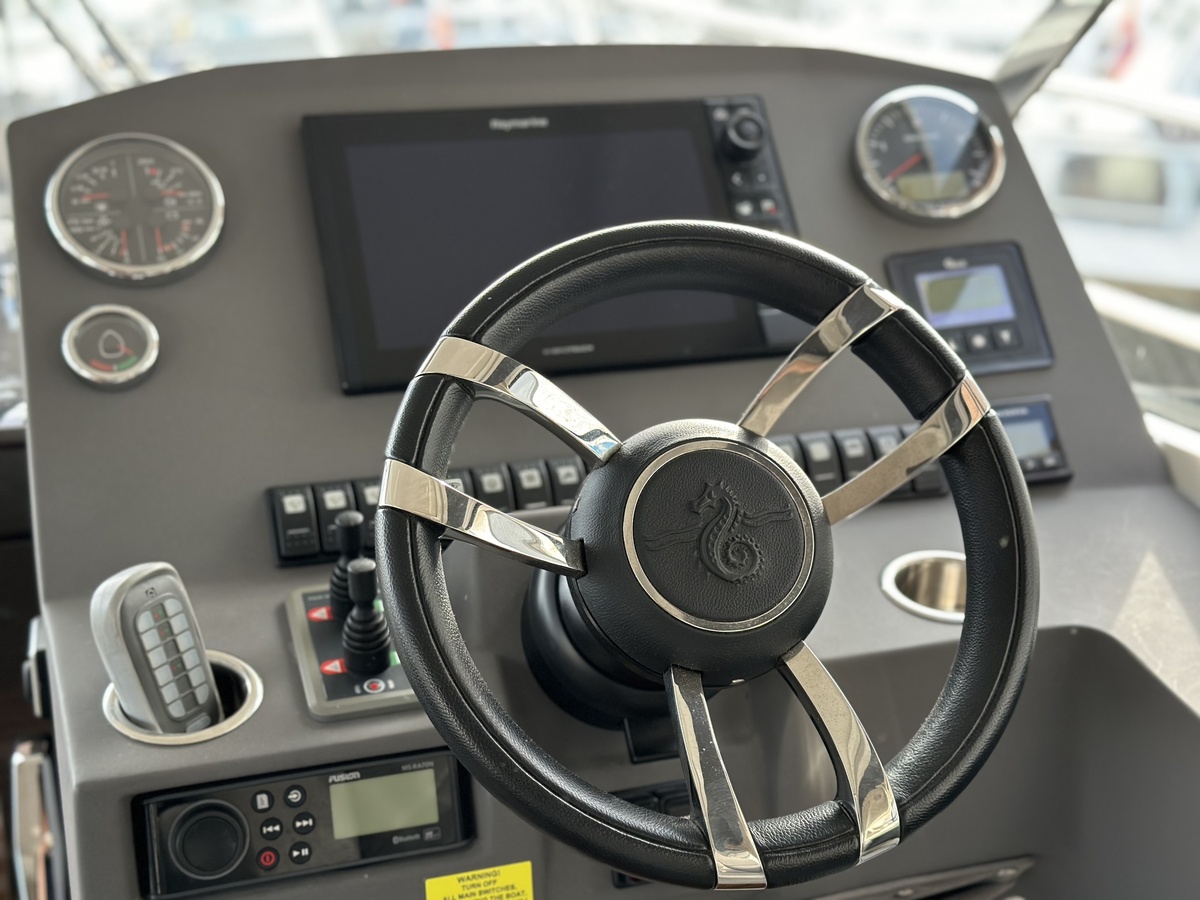 foto: 6 Marex 375