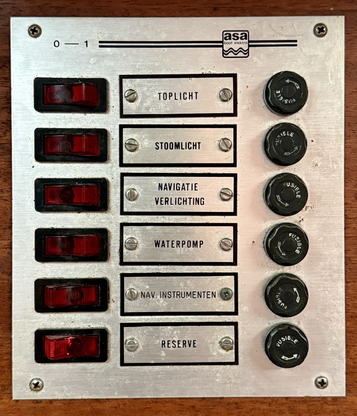 foto: 6 Victoire 933