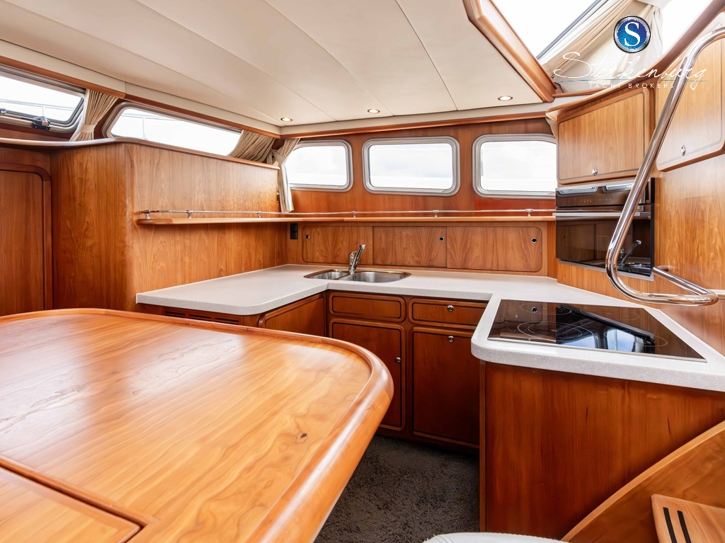 foto: 4 Linssen Grand Sturdy 470 AC MK II Diamond Edition