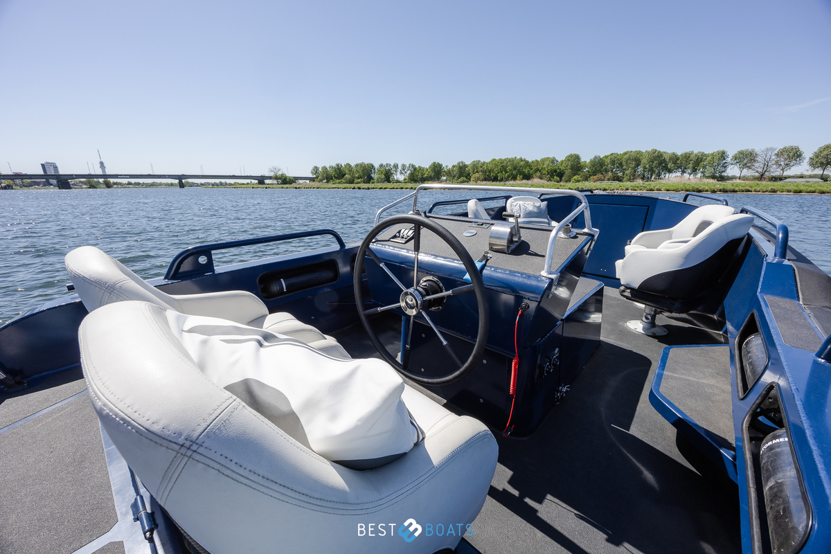 foto: 4 Stormer marine Tender R75