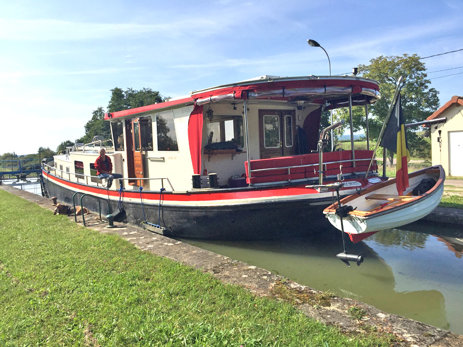 foto: 6 Luxe Motor 18.30