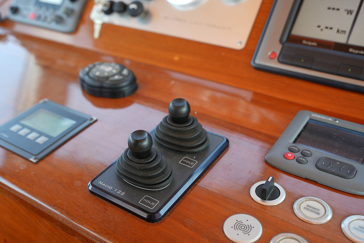 foto: 6 Super Van Craft 14.80 Cabrio