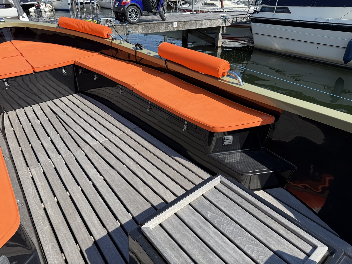foto: 4 Stormer E-Lifeboat 75