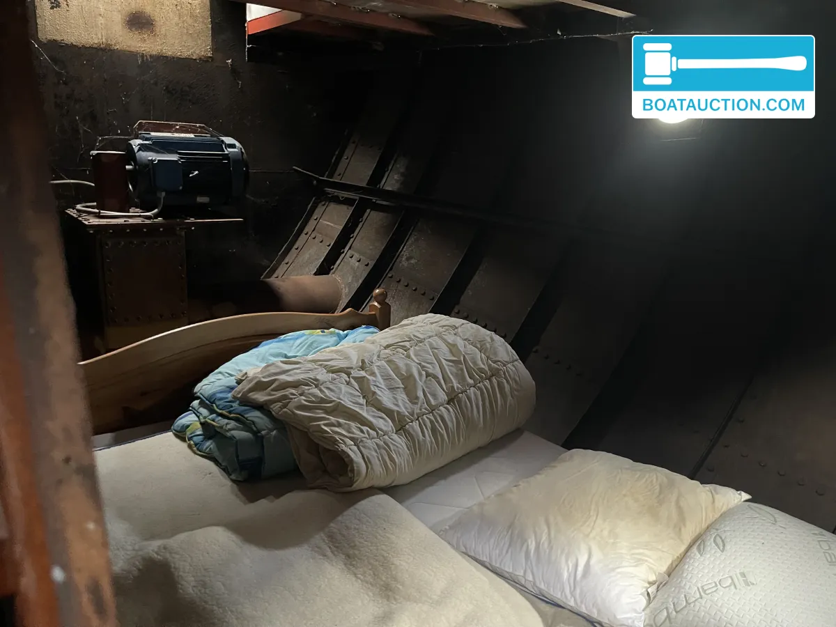 foto: 5 Sleepboot 2200