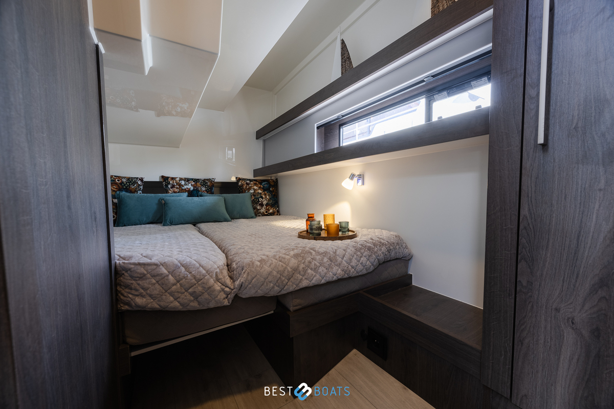 foto: 5 Cobra Yachts Futura 36 Premium Fly