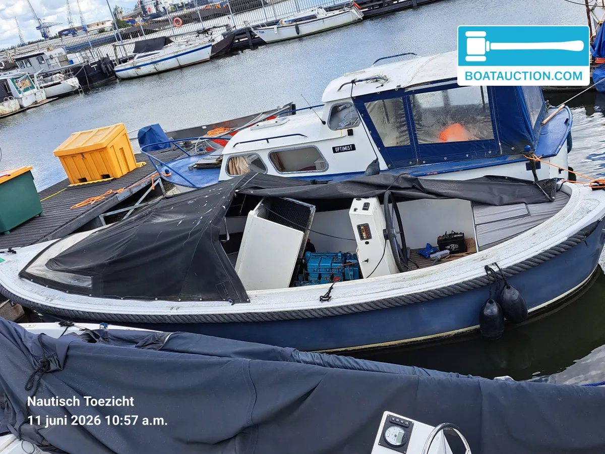 foto: 5 Sloep 700